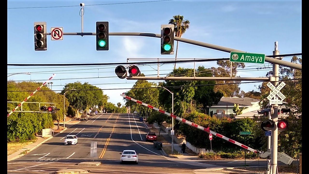 La Mesa Traffic Lights Fail To Respond To #railroadcrossing Signals (Amaya Dr & Severin Dr)