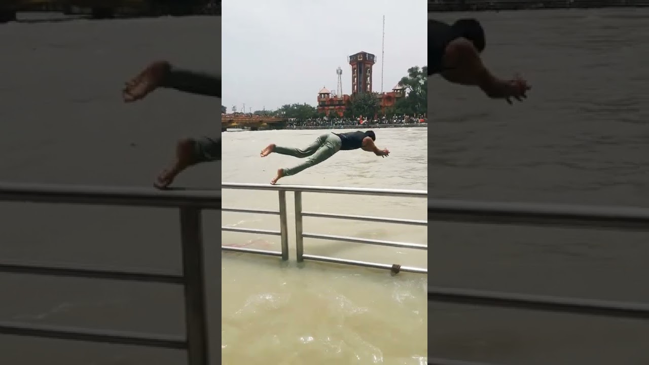 Har ki pauri Ghat Haridwar 😍 #shorts #youtubeshorts #ganga #vlogs #haridwar #rishikesh #harkipauri