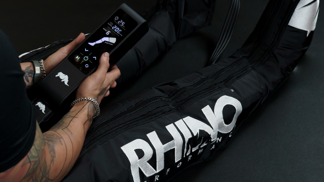 &iquest;C&oacute;mo funcionan las botas de presoterapia de RHINO Performance?