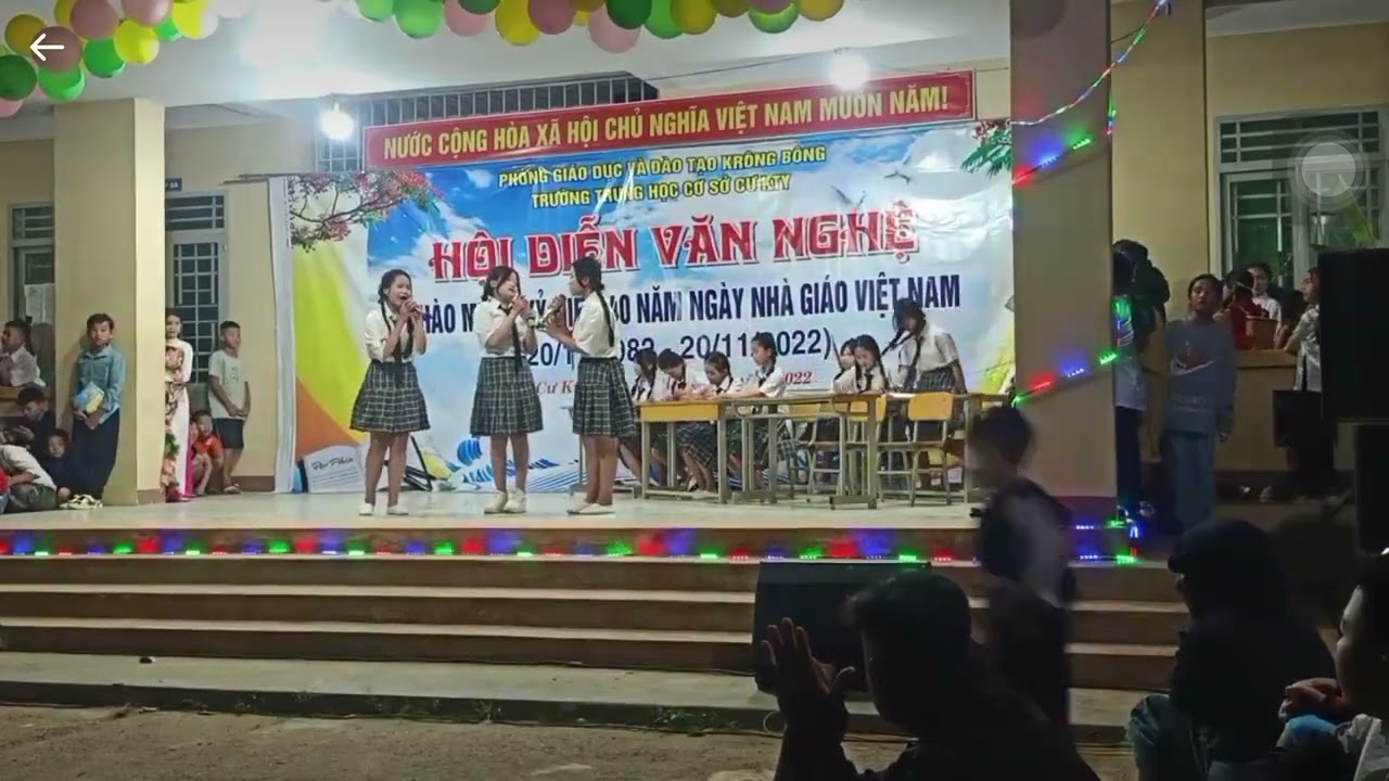 M3 dưới ngoạiii