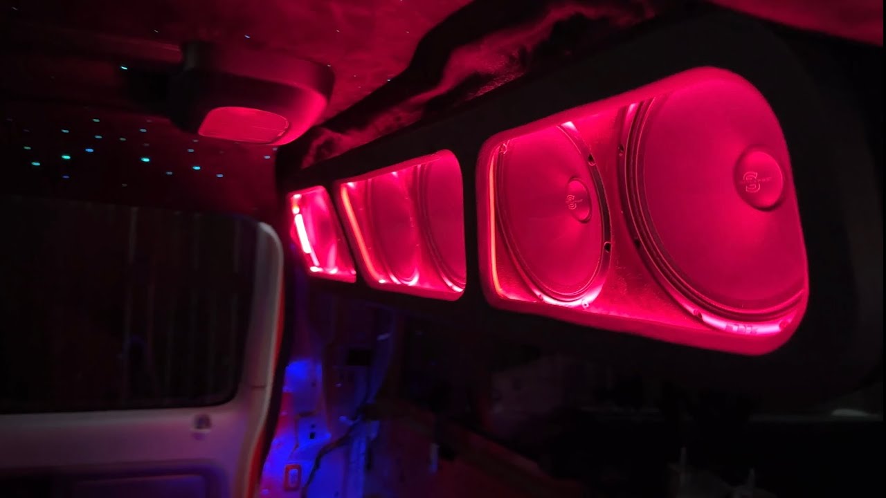 Аксель получил Starlights и стойку для колонок в своем F-150!!