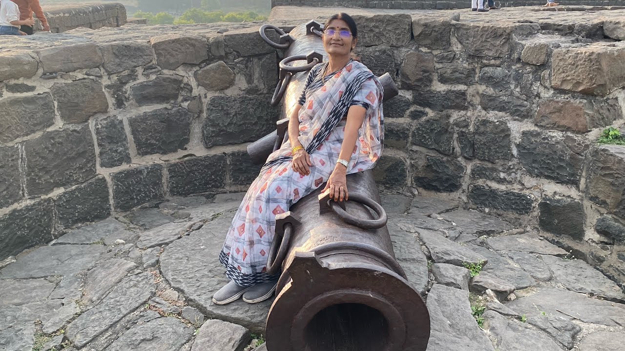 Gulbarga Fort &JamiaMasjid  tour 
