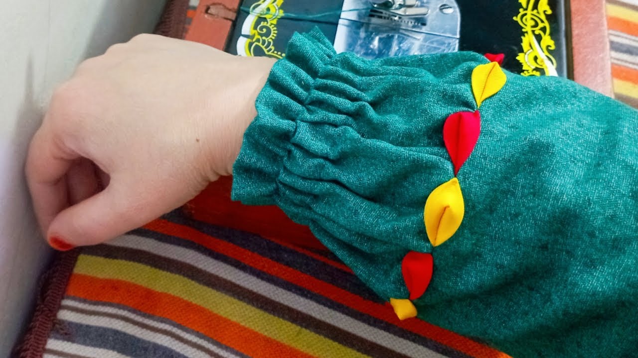 Cutting and Stitching of Trendy Sleeve |Elagent Fabric triangle Elastic Sleeve #Noor Sewing Style