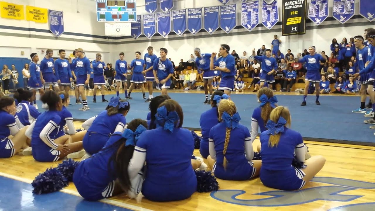 Oakcrest high school Powder puff dance