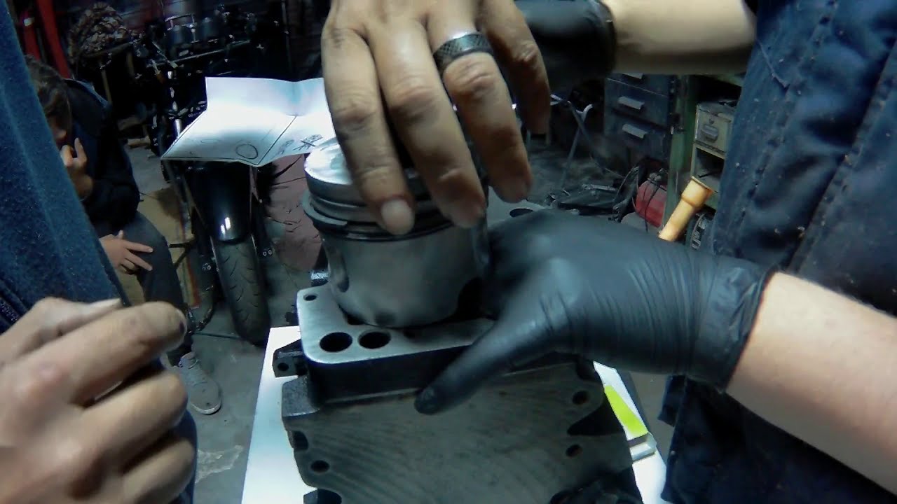 VW Caddy 1.9 SDI Rebuild Engine Part #2