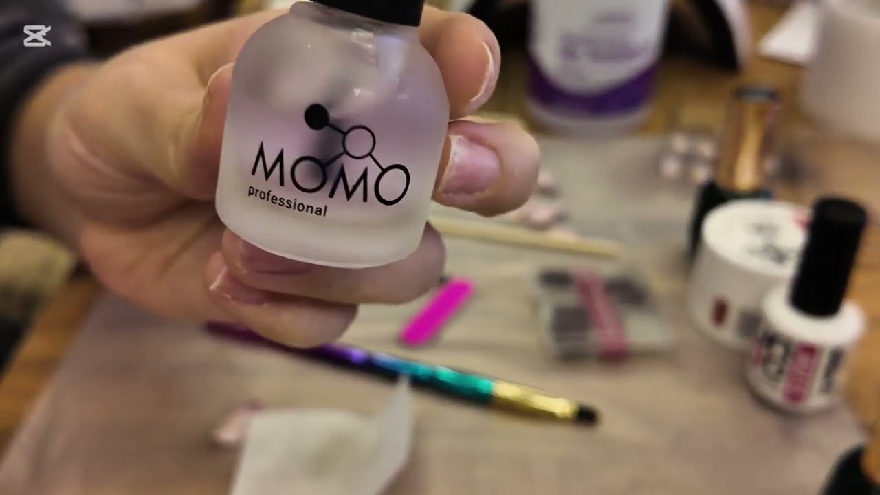 Press on nails with Base coat/Takma Tırnak Baz kat ile nasıl uygulanır 