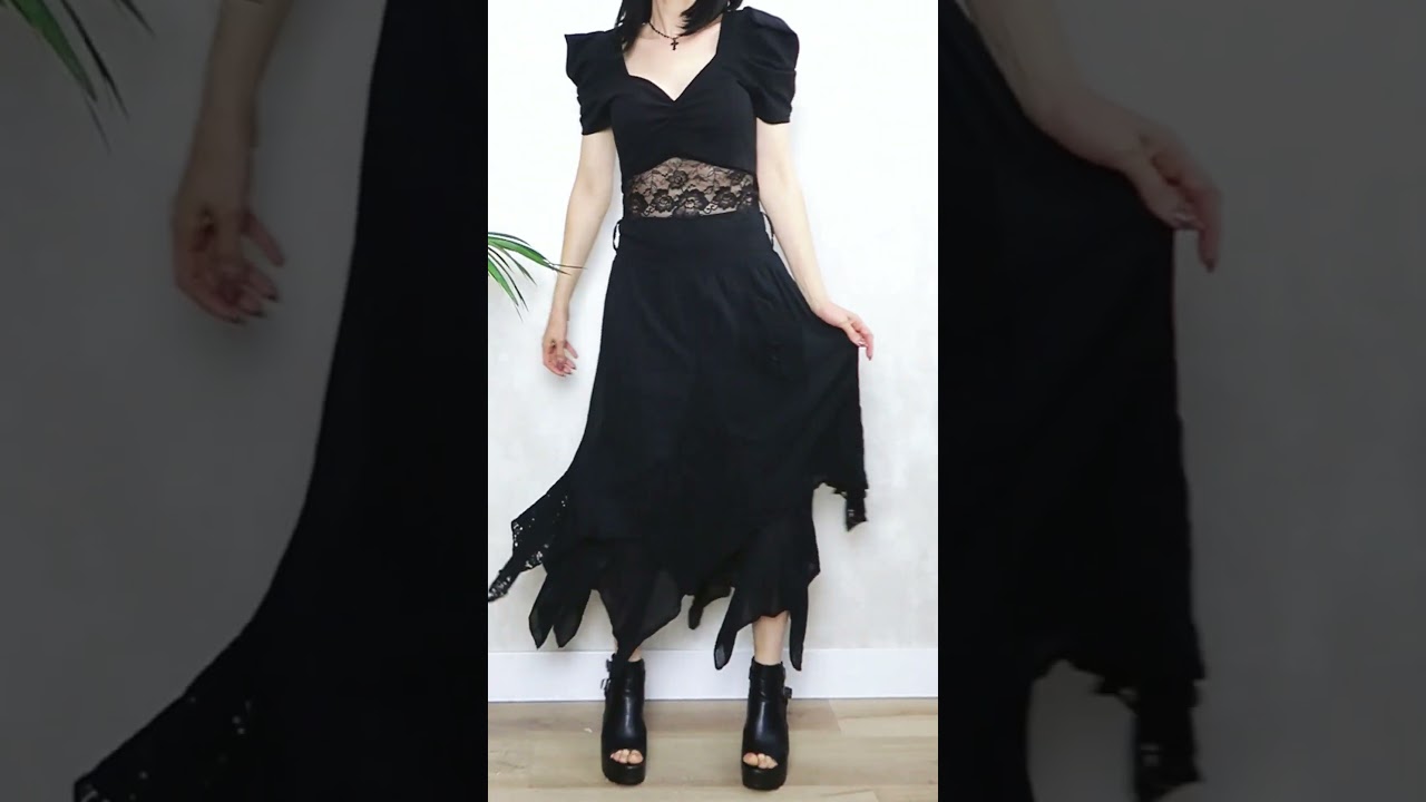 Black alternative skirt for this summer 