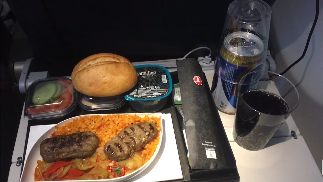 Turkish Airlines Economy Class | Boeing 737-800 | Flight TK1329 Istanbul - Geneva