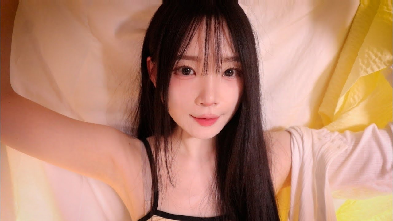 ASMR(Sub✔) Залезай под одеяло — я почищу тебе ушки