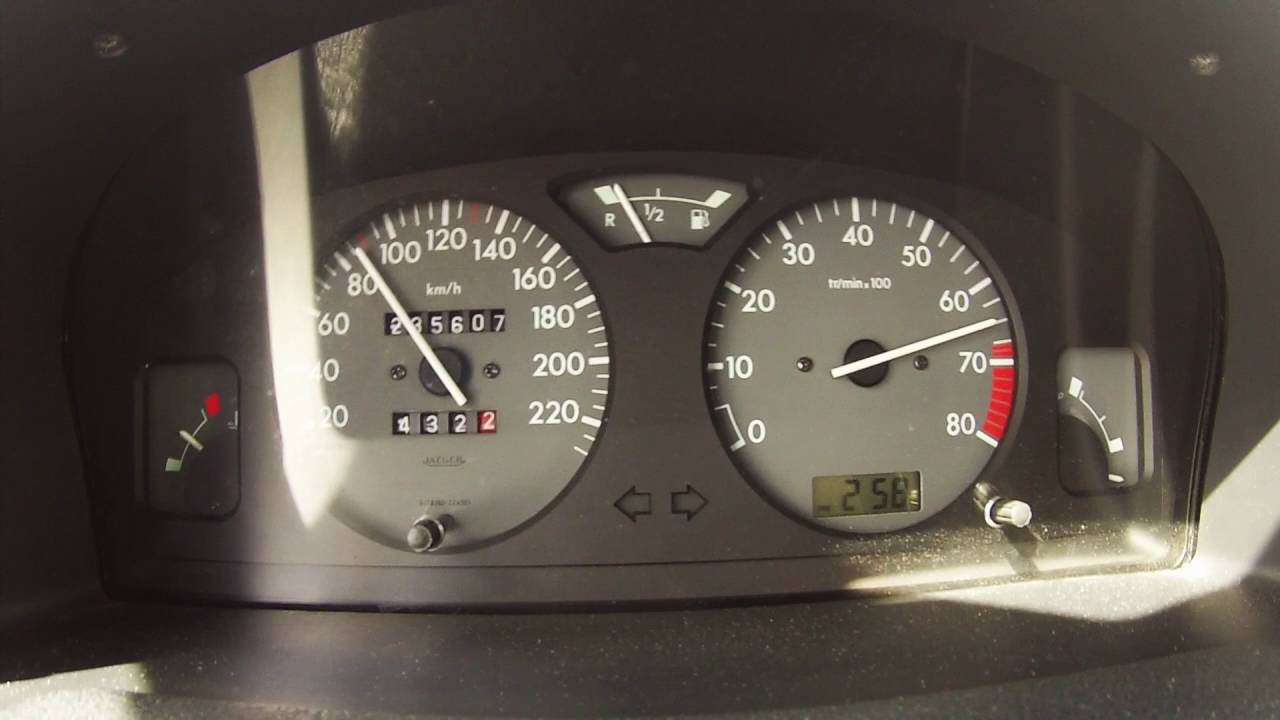 Citroen AX First 16v ( TU5J4 swap ) 0-100 ~6 sec run with uprated clutch