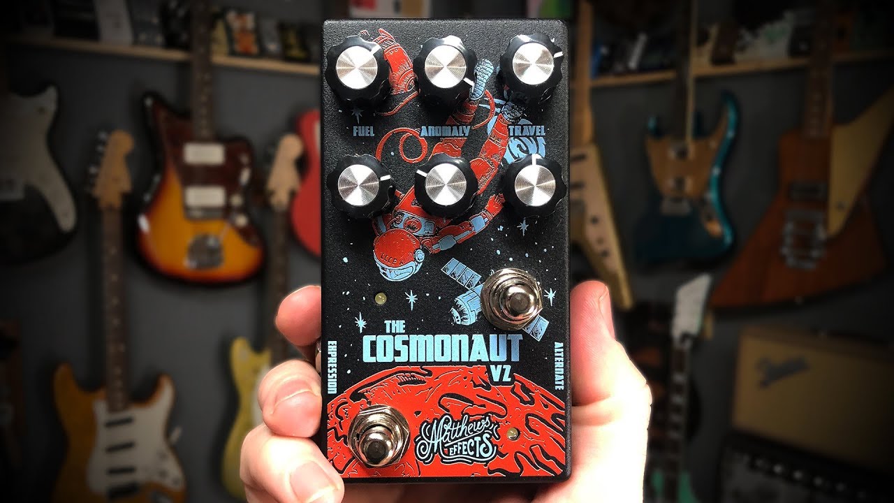 Matthews Effects - The Cosmonaut V2 - Modulated Reverb and Analog Delay
