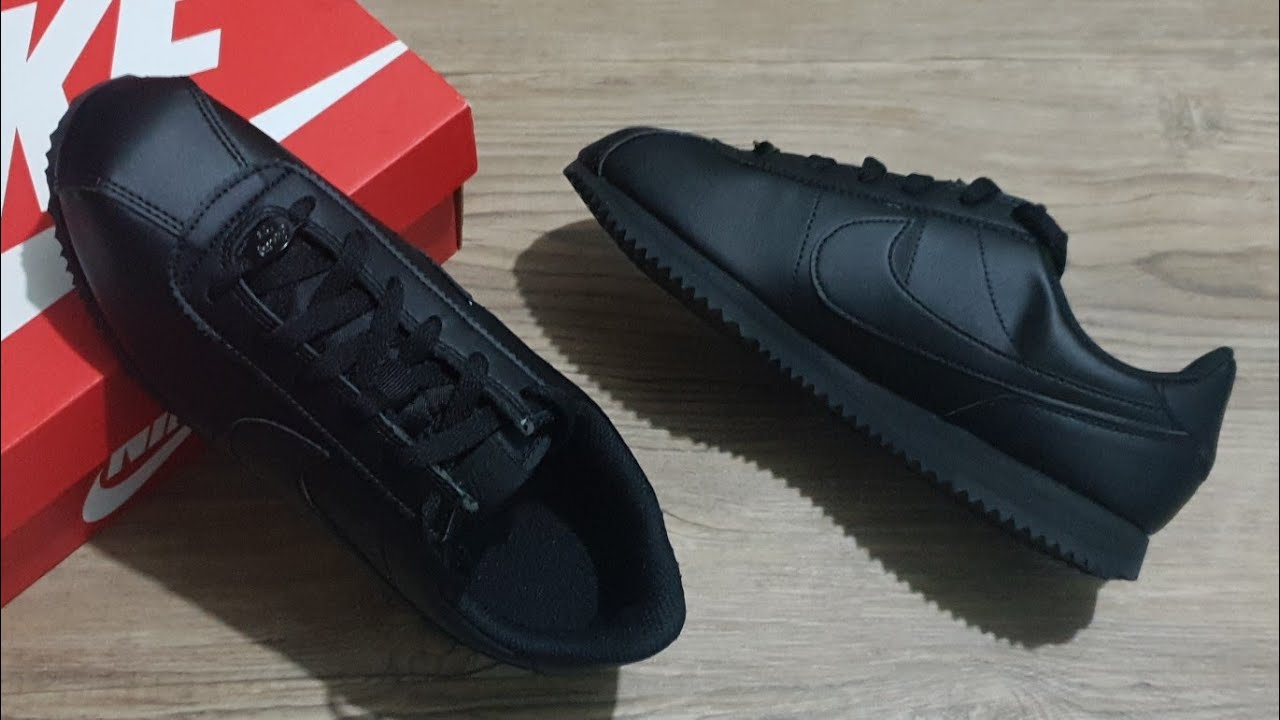 NIKE CORTEZ Triple Black UNBOXING + CLOSER LOOK 