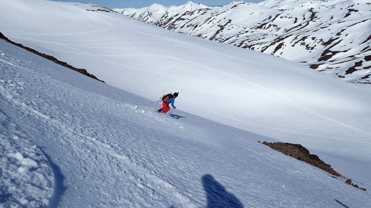 Iceland, Kaldbakur ski