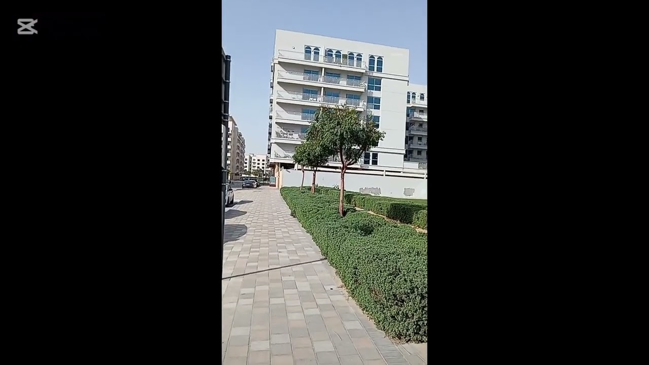 Expat grandma in Dubai - Apartment Tour & prices 