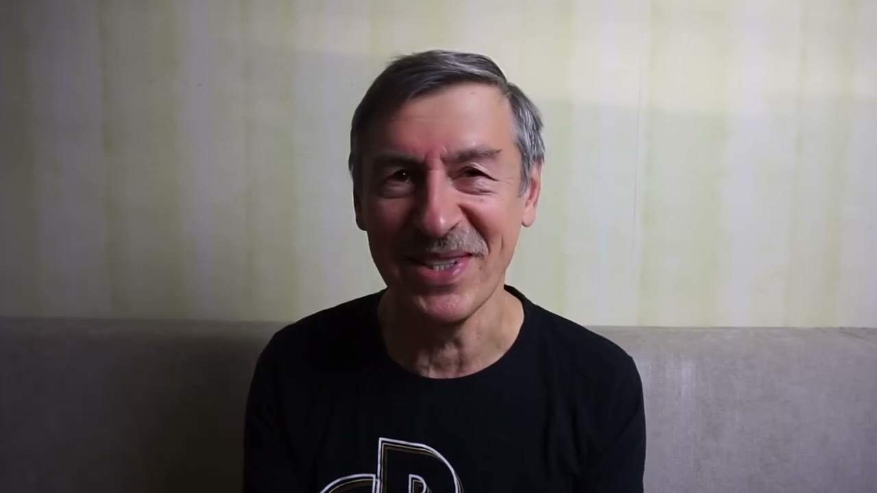 Кое-что из не самых дорогих трофеев, добытых приятелем на франкфуртском блошином рынке