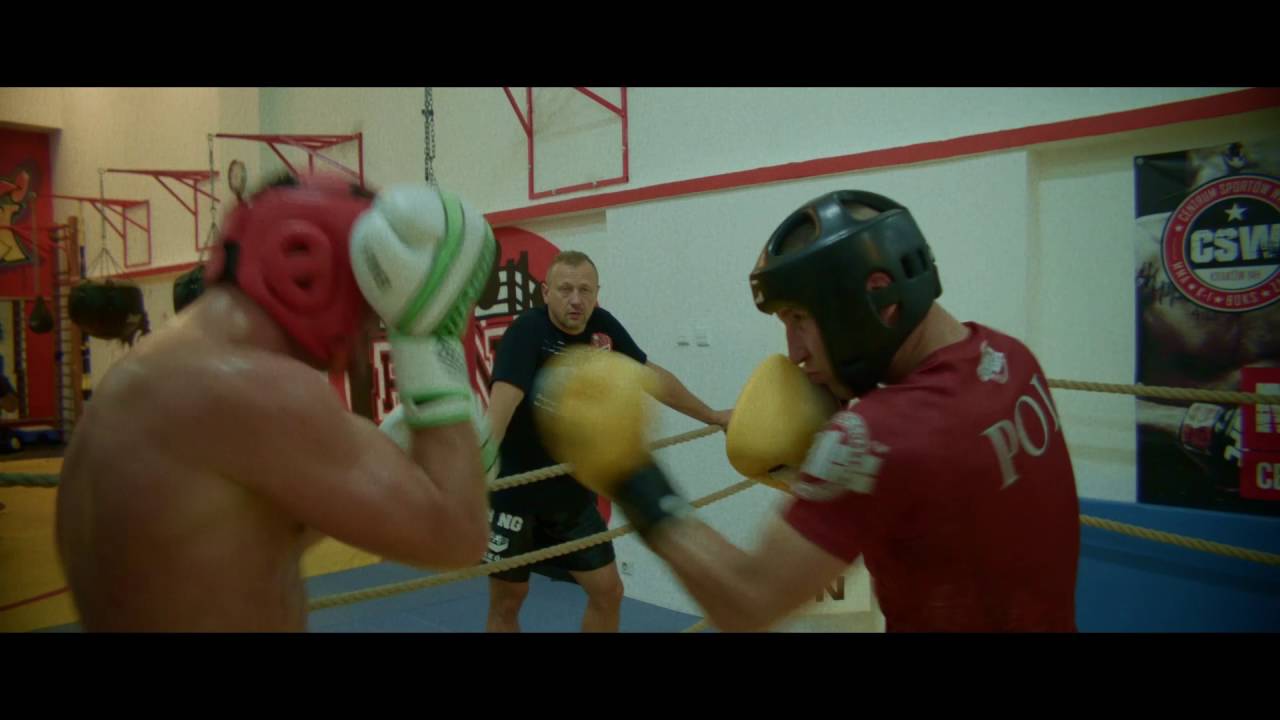 CSW Kraków Zaprasza na TRENINGI Kickboxing K-1 MMA ZAPASY Kraków ul. Odmogile 1b