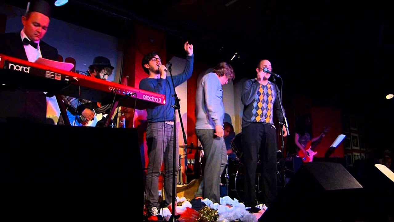 Never Forget Pappy's at the final Karaoke Circus