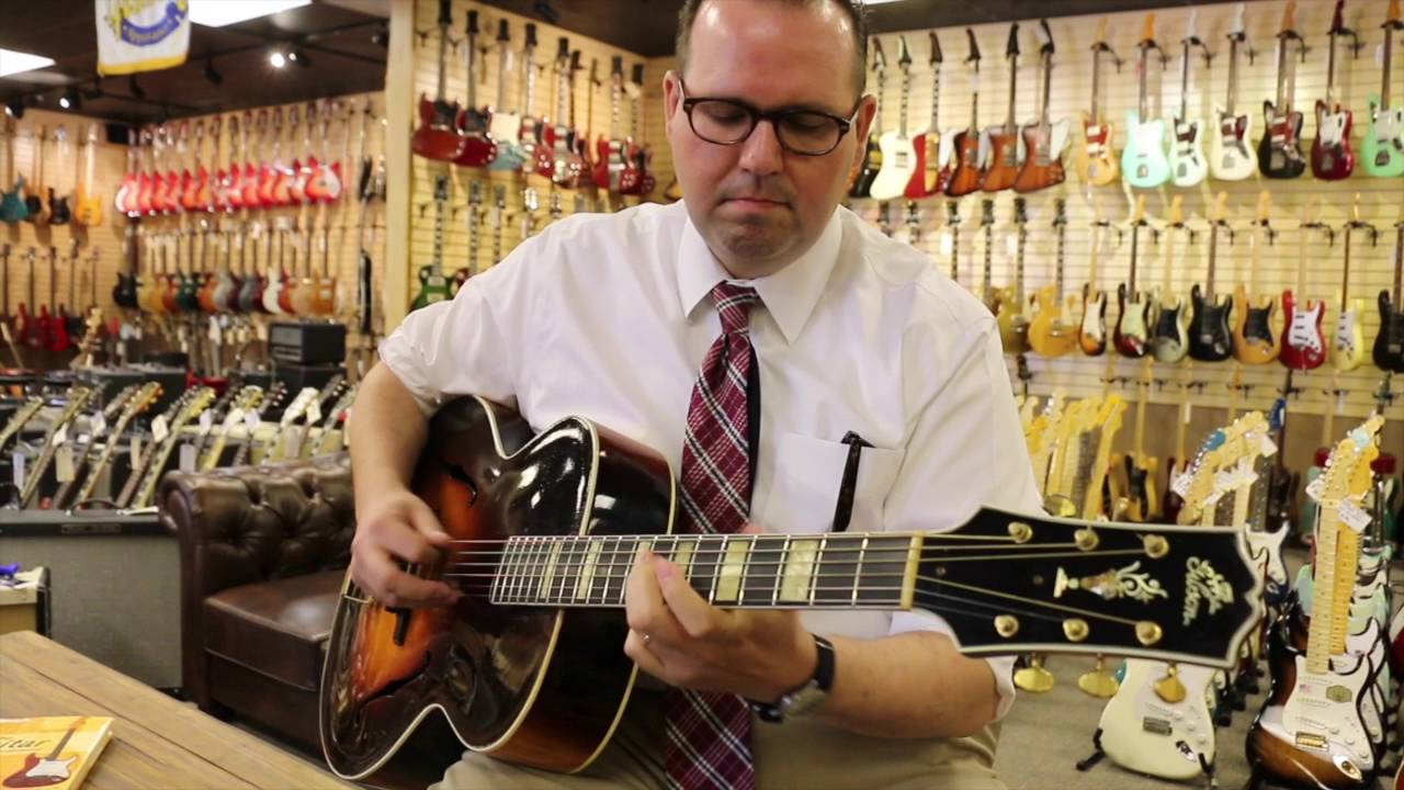 Джонатан Стаут играет на нашей гитаре Gibson L-5 1929 года