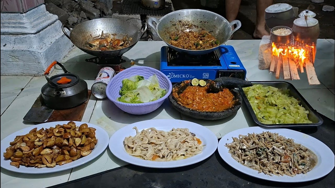 BOTRAM SEKAMPUNG TRADISI SUNDA LIWET TERBANYAK SEPANJANG VLOG IKAN ASIN JENGKOL PAKET NGALIMEUD
