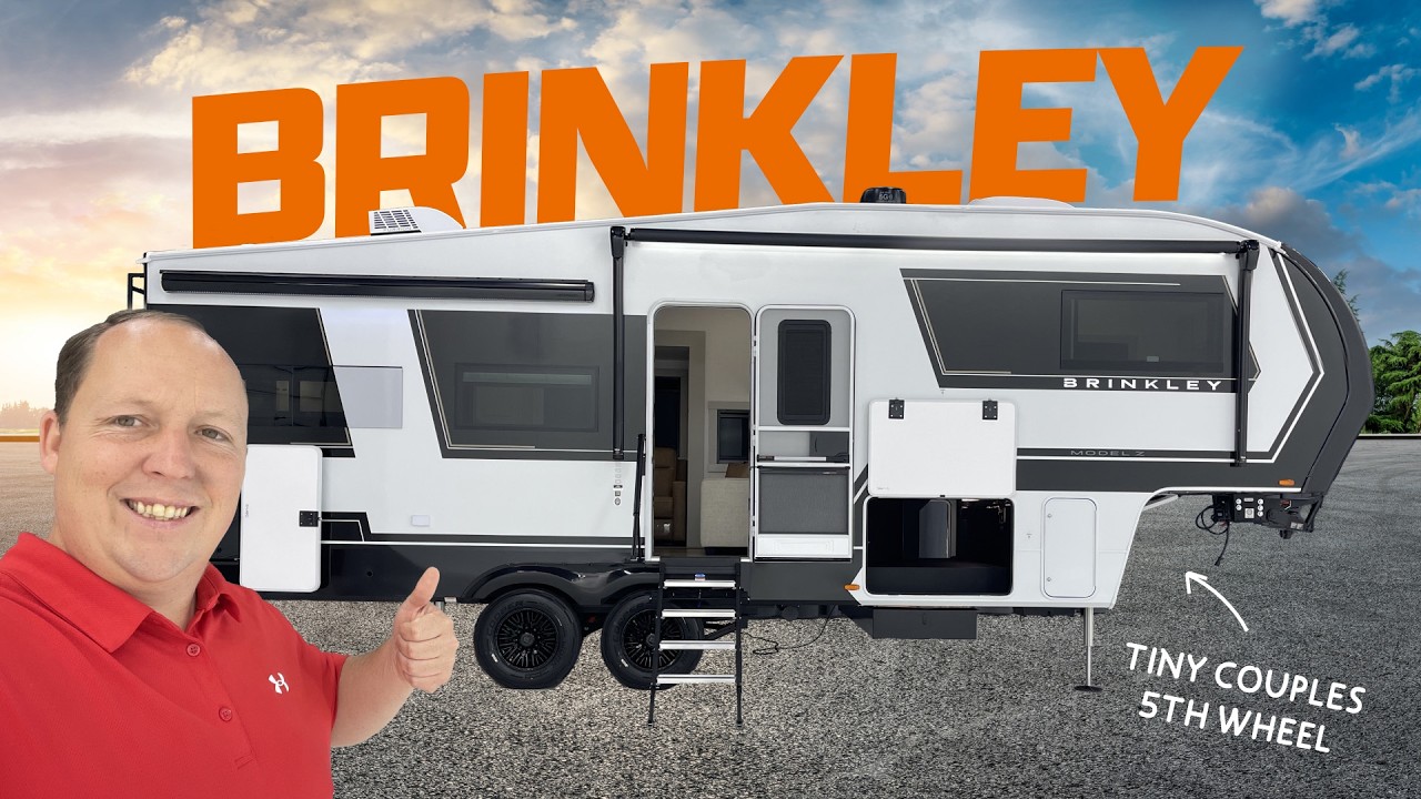 Мировой дебют крошечного седельного тягача Brinkleys для пар!