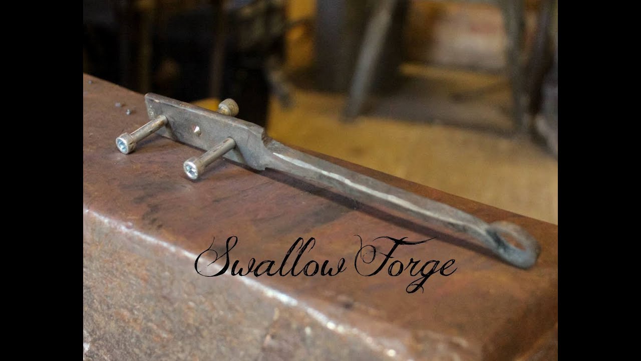 How to make/ forge a Center Finder ~ Blacksmith's Tool. Swallow Forge No.13