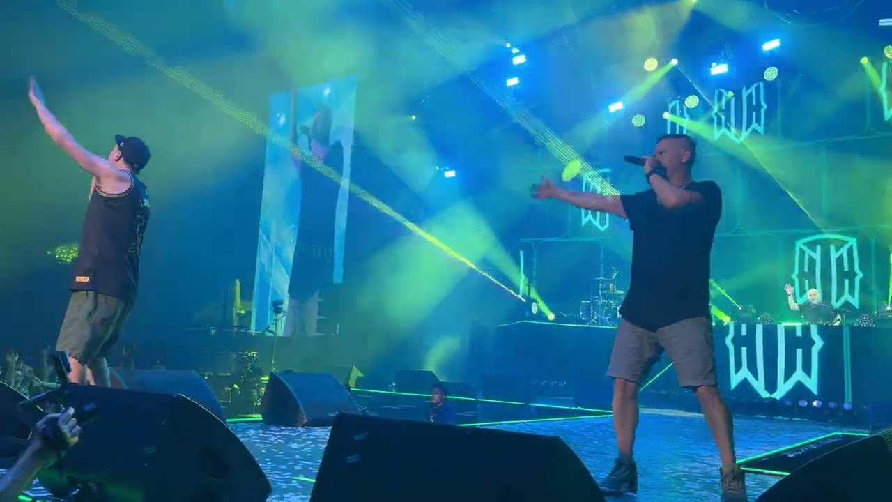 HILLTOP HOODS - Still Standing - March 7th 2016 - Melbourne Rod Laver Arena - Concert BARRIER - 4K