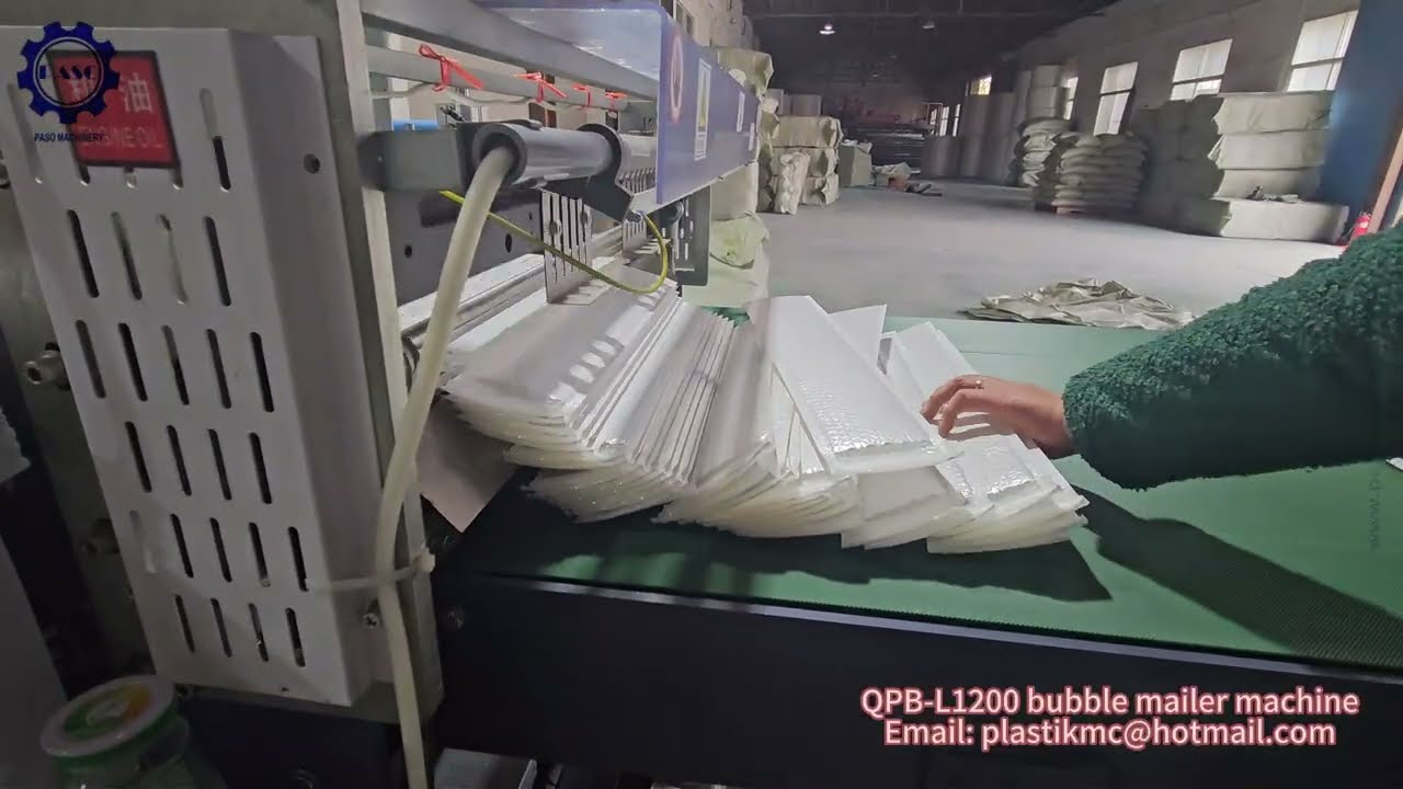 PASO 1200 non stop bubble mailer machine online glue spray self-sealing envelope bag making machine