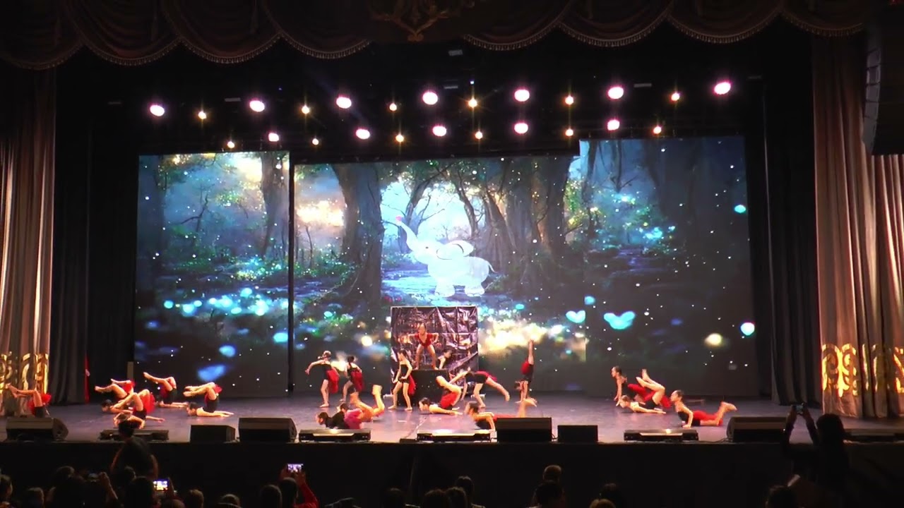 20  VIVIYA DANCE   Эстрадный танец Волшебная лавка
