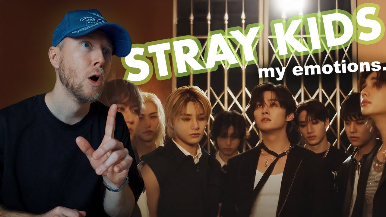 Singer Reacts to Stray Kids 
