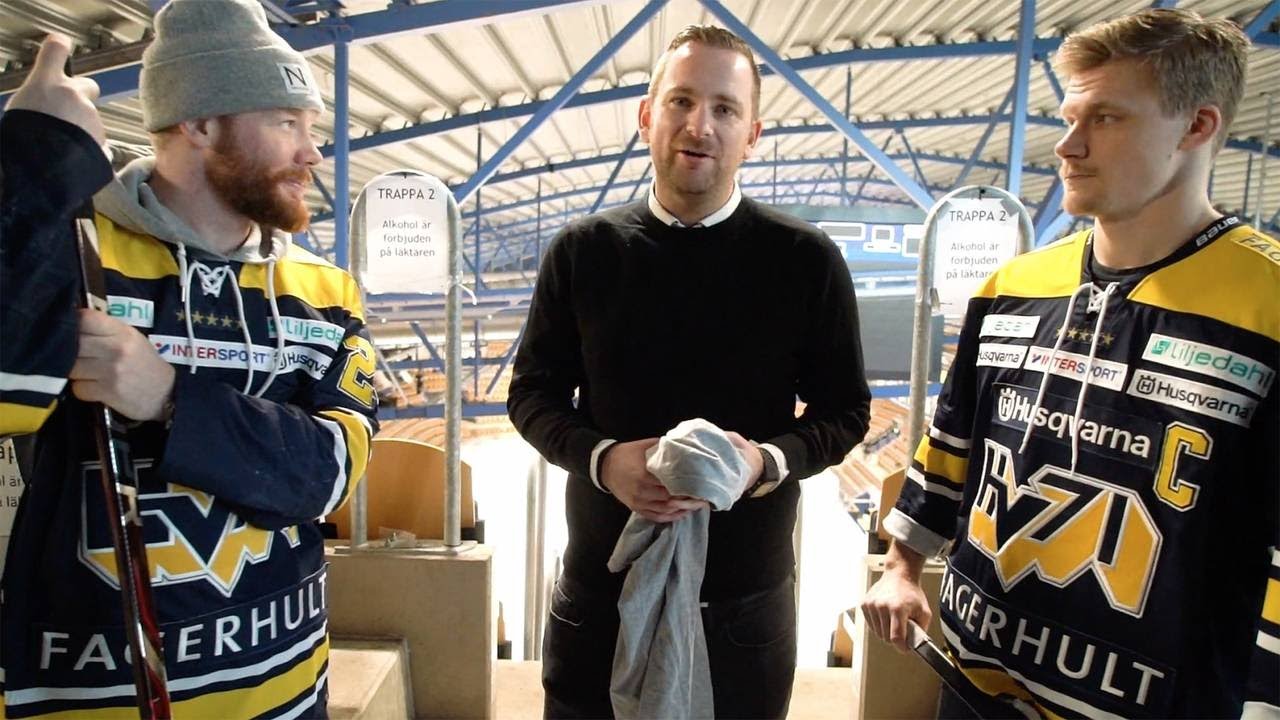 Figren och Önerud tävlar i longshooting från O-läktaren