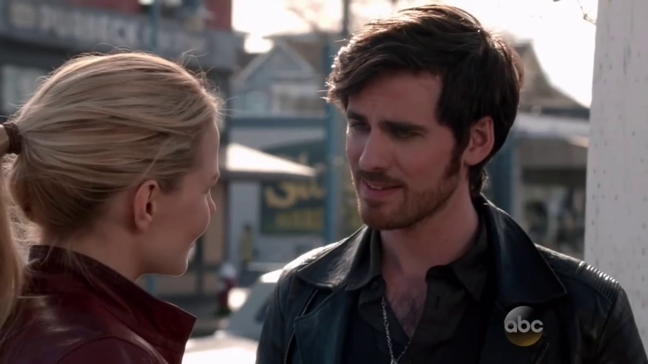 Emma & Killian - Love Me Like You Do