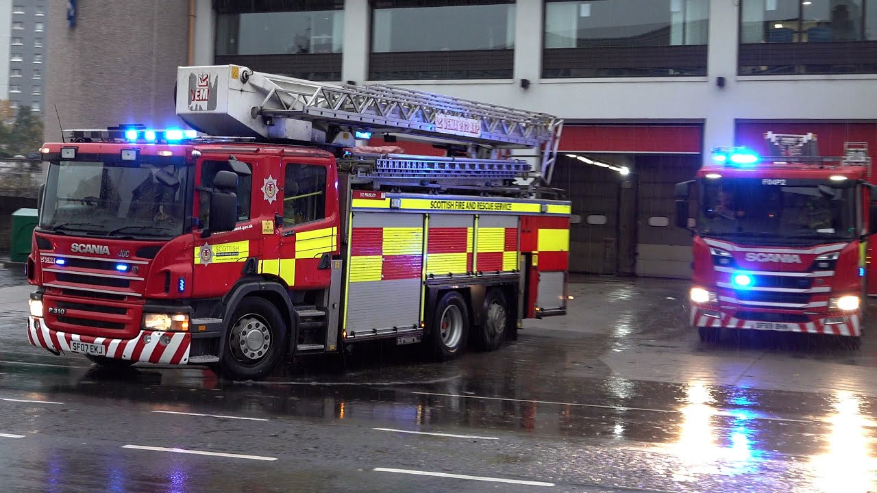 Lots of emergency vehicles in the rain (so much rain) ⛈️