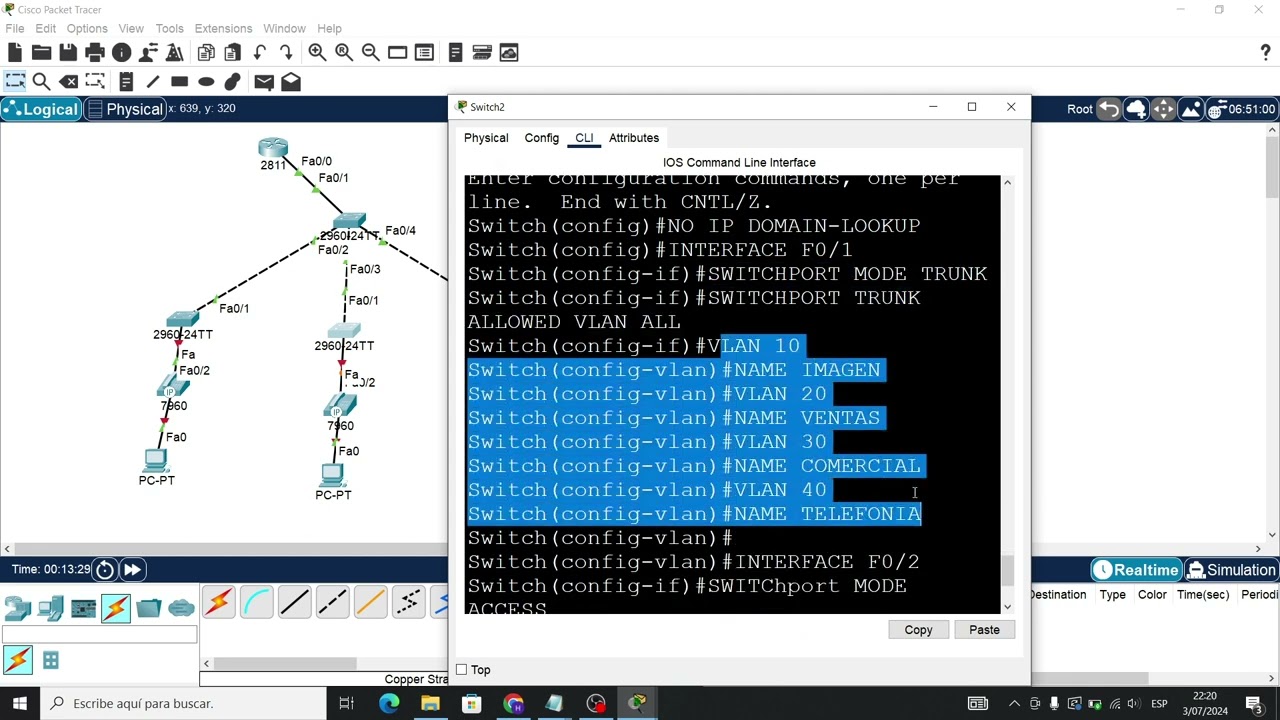Configuración de Teléfonos IP y VLANs en Cisco Packet Tracer
