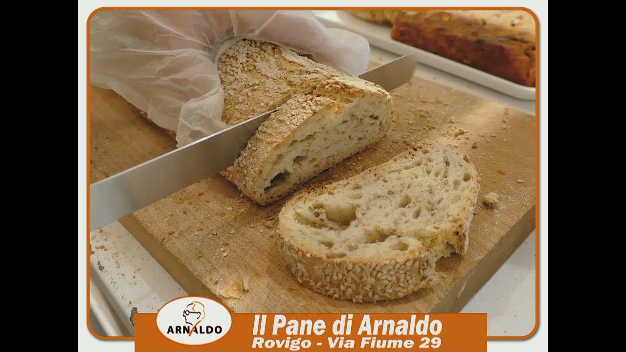Momento ASMR Il taglio del pane
