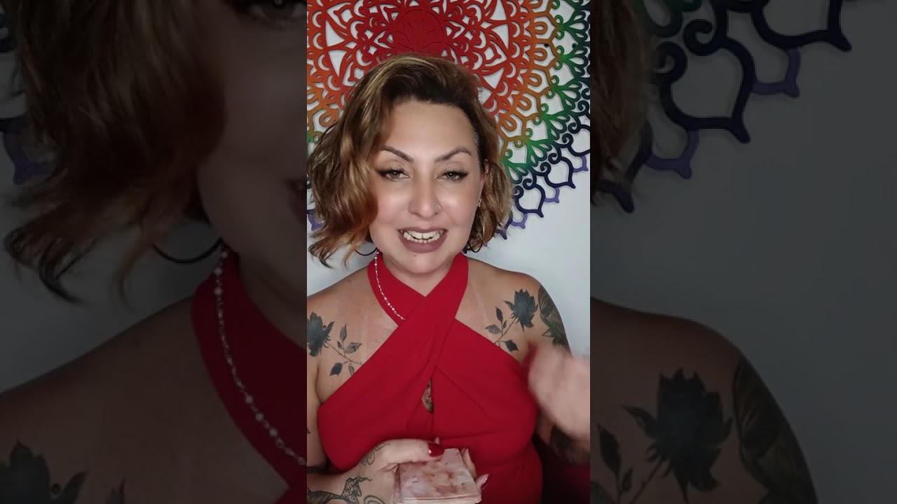 ❤️Touro - A lei do retorno...quem fez paga! Amor que o tempo não apaga 😍. Encare os desafios..