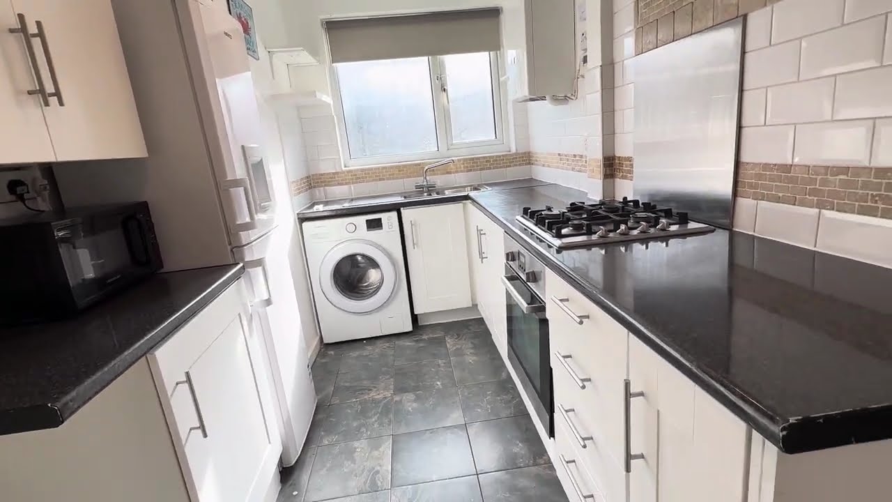 Sydney Road, Wollaton, NG8 
