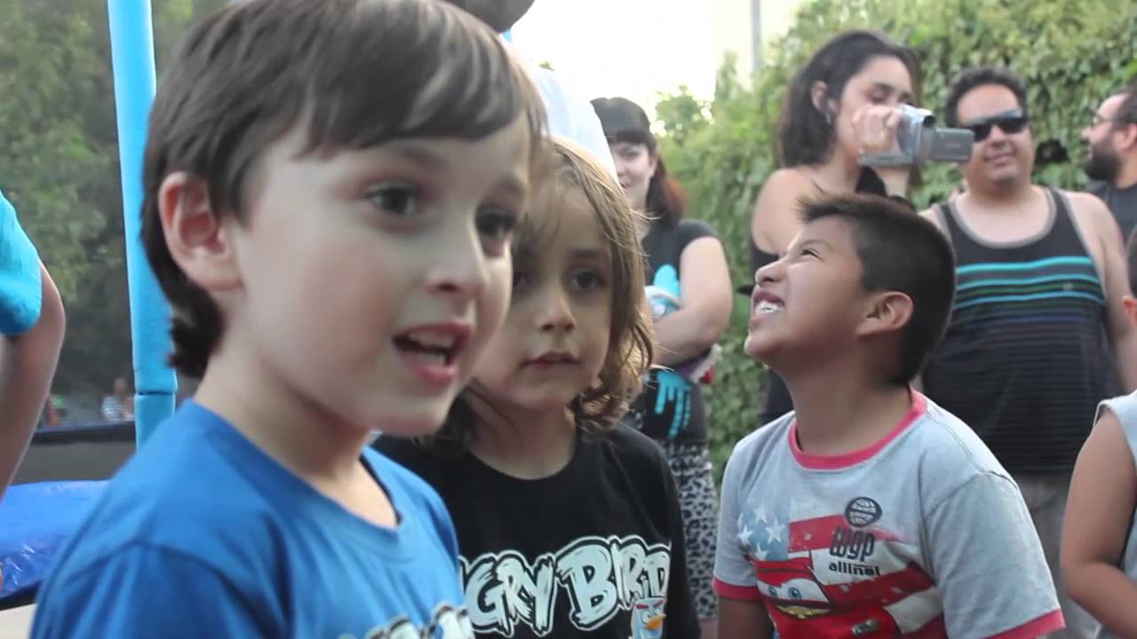 T.A.M. en vivo en un jardin infantil!