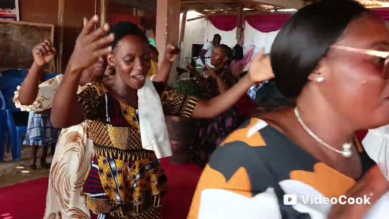 Sina mwingine wa kumwabudu