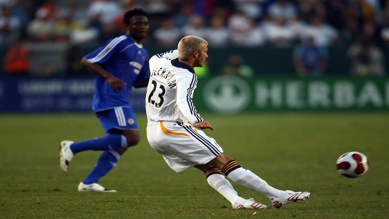 David Beckham - The Best Midfielder [HD]
