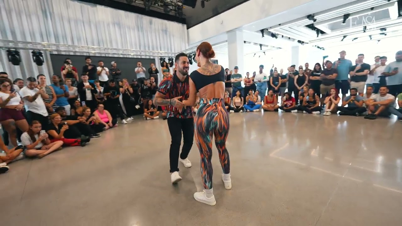 Daniel & Desiree – Demo Workshop | Empire Sensual Movement 2024 at The Glasshouse