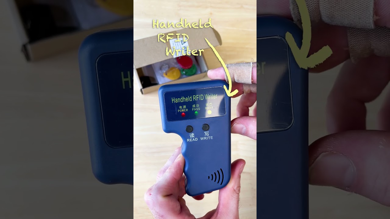 Flipper Zero vs a $20 Handheld RFID Writer