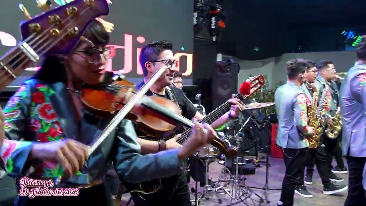 CAP 05: 50 Años Sra. Karina Aquino Morales Local: Convenciones La Casa Jarpina - Patron Santiago