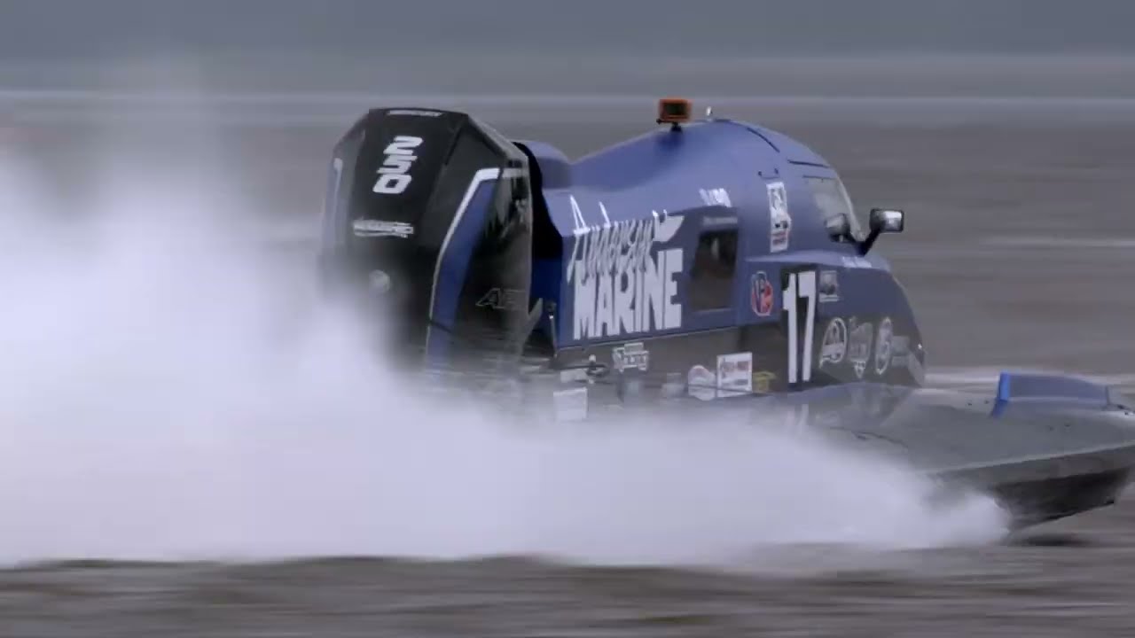 250 APX Takes First Place in F1 Powerboat Championship Race