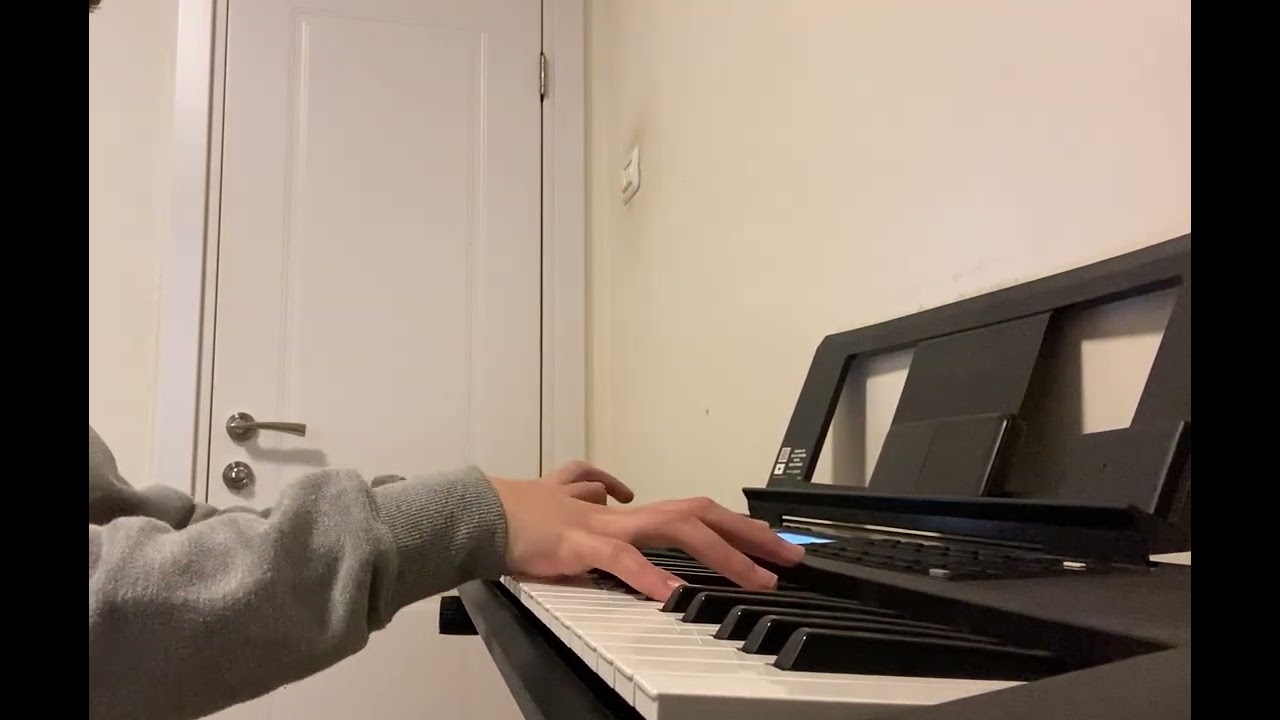 Love story-indila (piano cover) 
