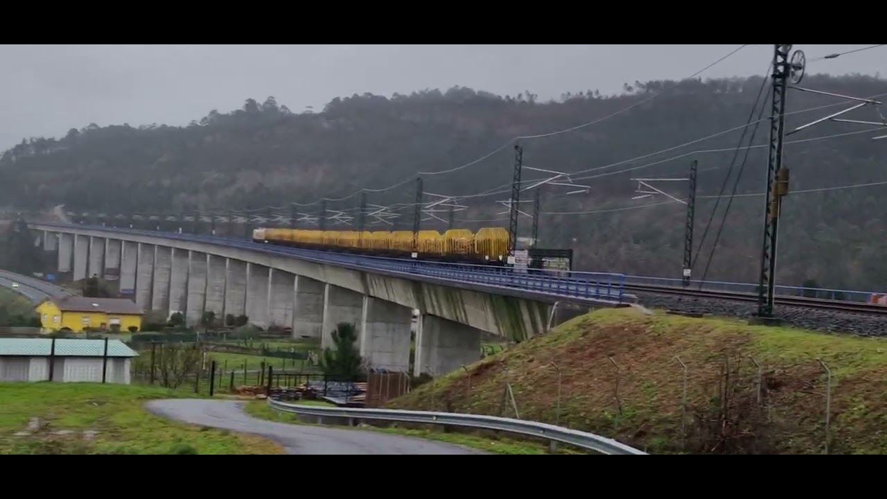 Captrain  337-012  con maderas de Susana a Portugal. 
