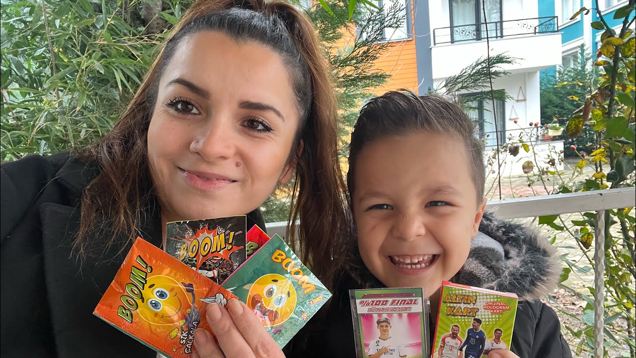ANNEMLE BİR GÜN GEÇİRDİM !! FUTBOLCU VE PATLAYAN KARTLAR ALIM