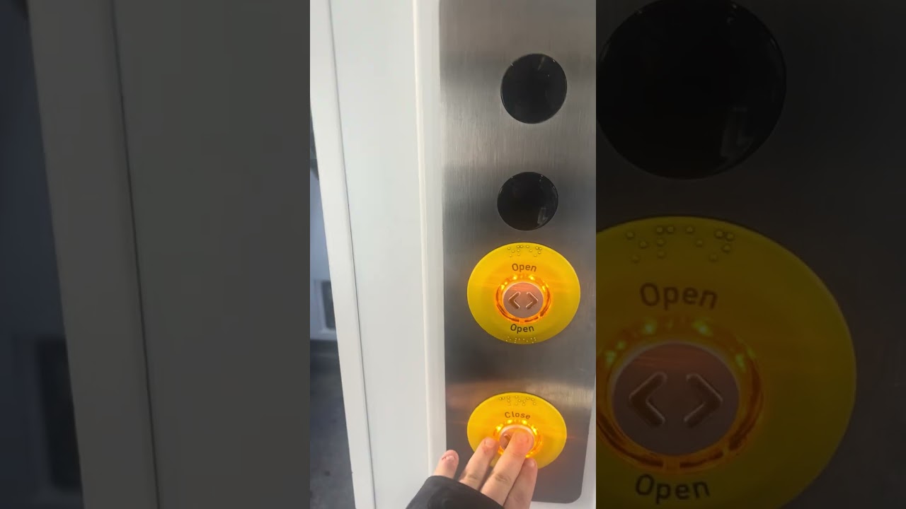 DMU review on a class 159 to Salisbury 