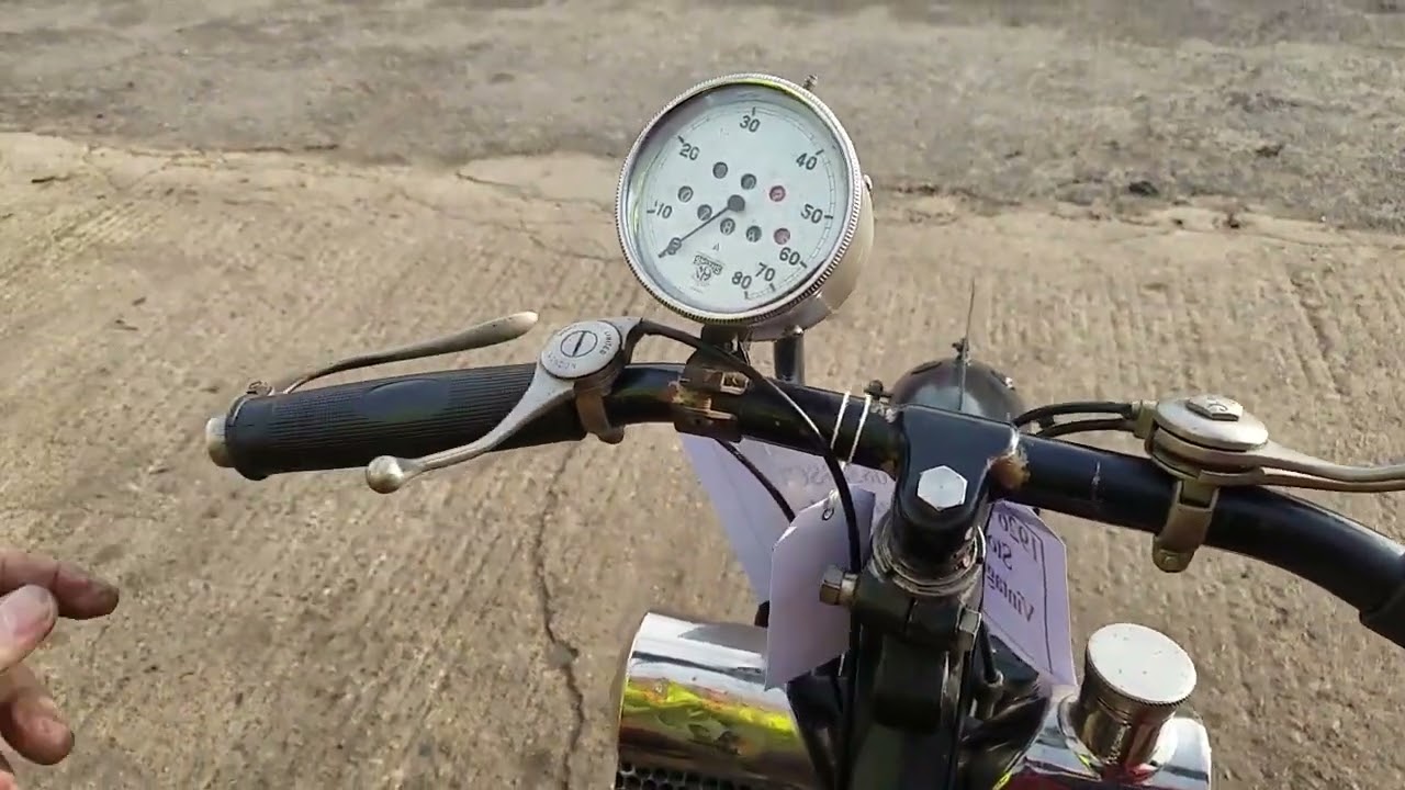 1926 Scott Super Squirrel 600cc at Andy Tiernans 