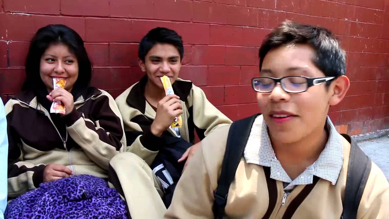Entrevistas en la secundaria técnica #37