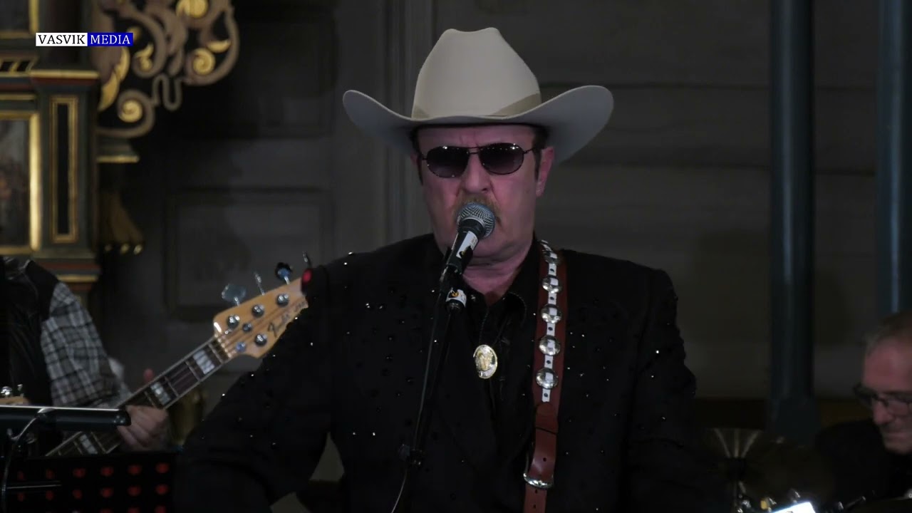 (5599) Nashville Sound m/ Ove Frøytlog: Even Santa Ought To Know